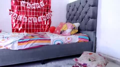 tezza smith online show from 12, 2, 2025