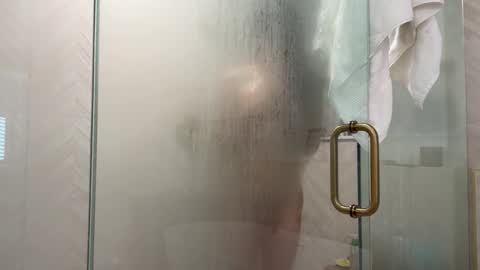 babygirlmami online show from 18, 11, 2025