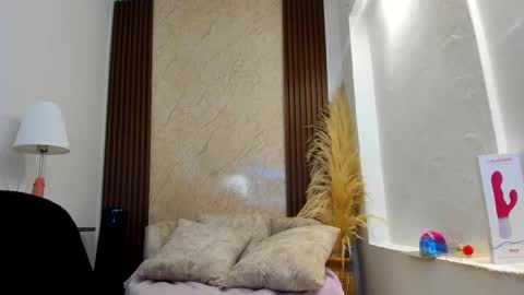 Sweet Thais  online show from 15, 1, 2026