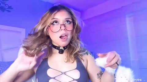 Thalia21 online show from 18, 10, 2025