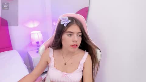 Snapshot of thalia_bae chatting on 25, 2, 2026 Thalia online show from 25, 2, 2026