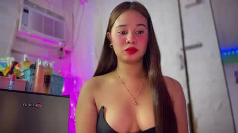 Ms. Thalia online show from 11, 12, 2024