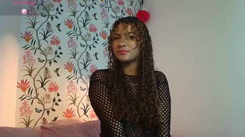 Thalia or Lia online show from 20, 2, 2025