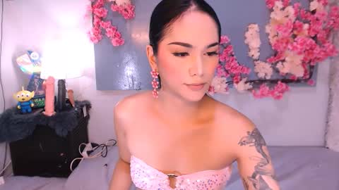 Snapshot of thalia_venture chatting on 5, 10, 2025 Thalia online show from 5, 10, 2025