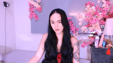 Snapshot of thalia_venture chatting on 2, 12, 2025 Thalia online show from 2, 12, 2025