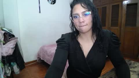    online show from 28, 9, 2025