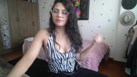    online show from 18, 4, 2026