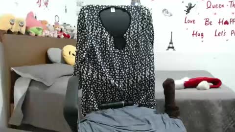 thania      sometimes in the company of Alan and Maria online show from 24, 12, 2024