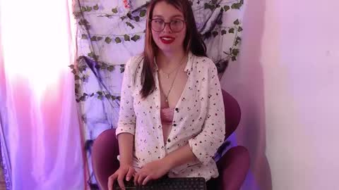   online show from 30, 10, 2025