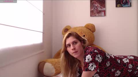   online show from 27, 2, 2026