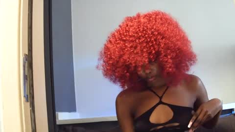 Snapshot of thathoneygirl chatting on 22, 7, 2026 Shiellat online show from 22, 7, 2026
