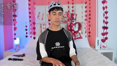 Thayler  online show from 7, 2, 2025