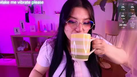 Snapshot of the_cat_girl_ chatting on 12, 11, 2025 i am Cat online show from 12, 11, 2025