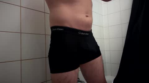 Snapshot of the_delicious_19 chatting on 9, 10, 2025 the_delicious_19 online show from 9, 10, 2025