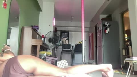 the_emmarouge online show from 11, 4, 2026