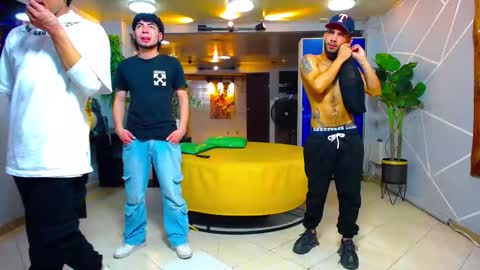 Snapshot of the_goodfellas chatting on 9, 9, 2025 the goodfellas online show from 9, 9, 2025