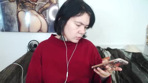 Snapshot of the_ice_woman chatting on 16, 9, 2025 the_ice_woman online show from 16, 9, 2025