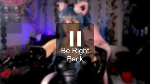 Snapshot of the_kitty_roxy chatting on 19, 10, 2025 ... ... online show from 19, 10, 2025