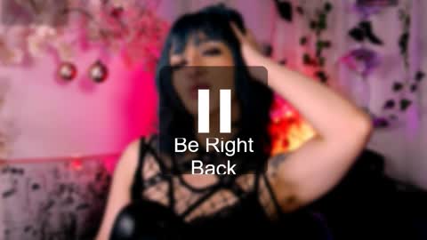 Snapshot of the_kitty_roxy chatting on 5, 12, 2025 ... ... online show from 5, 12, 2025