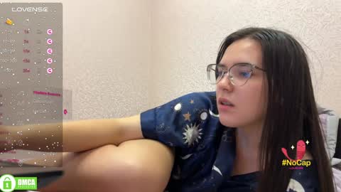 Snapshot of the_princese chatting on 5, 2, 2025 Alice online show from 5, 2, 2025