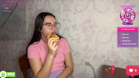 Snapshot of the_princese chatting on 2, 12, 2025 Alice online show from 2, 12, 2025