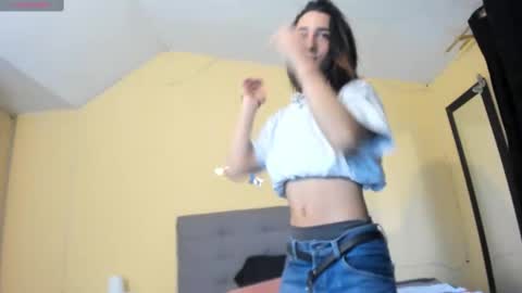 Snapshot of the_queensex chatting on 5, 3, 2025 the_queensex online show from 5, 3, 2025