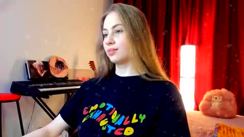 Snapshot of the_steel_magnolia_ chatting on 5, 12, 2025 Ally STREAMING ON TWITCH NOW Check my Twitter for updates online show from 5, 12, 2025