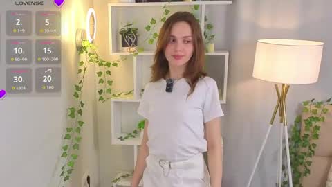 My name is Cynthia and Im very happy to see you in my sweet room  online show from 8, 6, 2026