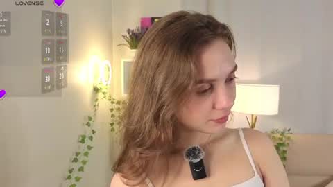 My name is Cynthia and Im very happy to see you in my sweet room  online show from 13, 6, 2026