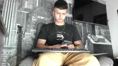 Miguel Angel online show from 18, 12, 2024