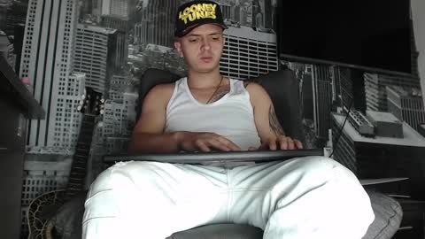 Miguel Angel online show from 21, 12, 2024
