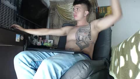 Miguel Angel online show from 3, 2, 2025