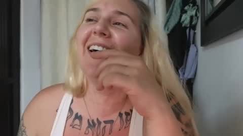 theauroramae -  online show from 19, 3, 2026