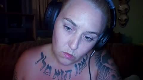 Snapshot of theauroramae chatting on 7, 7, 2026 theauroramae - online show from 7, 7, 2026