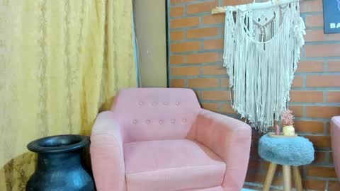 thebadwolf818 online show from 4, 4, 2026