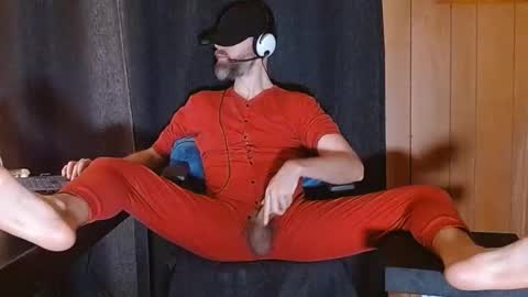 Snapshot of thebarefootgamer chatting on 9, 1, 2025 Blue and Red online show from 9, 1, 2025
