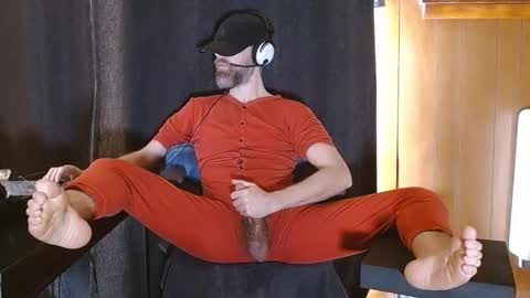 Snapshot of thebarefootgamer chatting on 12, 1, 2025 Blue and Red online show from 12, 1, 2025