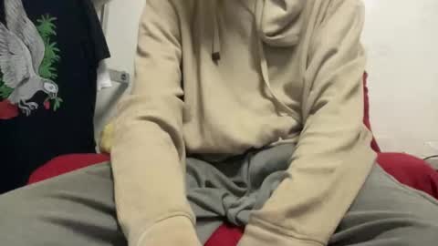 Snapshot of thebeautifulbbc chatting on 29, 10, 2025 thebeautifulbbc online show from 29, 10, 2025