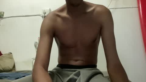 Snapshot of thebeautifulbbc chatting on 5, 11, 2025 thebeautifulbbc online show from 5, 11, 2025