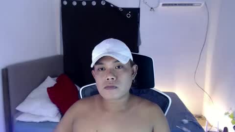 Snapshot of thebitch_cowbell chatting on 16, 9, 2025 thebitch_cowbell online show from 16, 9, 2025