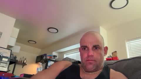 Snapshot of thebuzz777 chatting on 12, 1, 2026 theBuzz777 online show from 12, 1, 2026