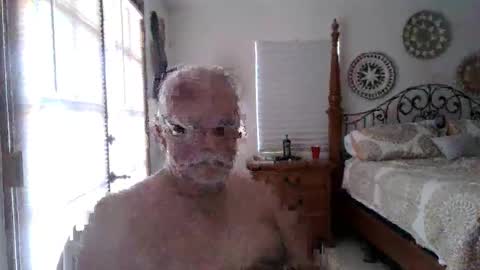 Snapshot of thecooltool_1 chatting on 12, 5, 2026 thecooltool_1 online show from 12, 5, 2026