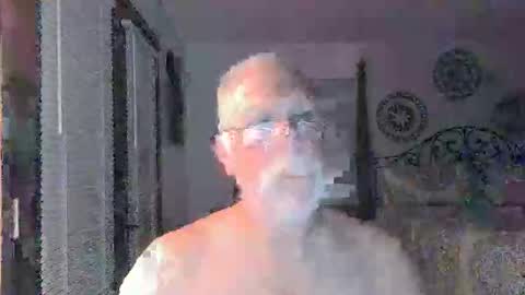 Snapshot of thecooltool_1 chatting on 14, 5, 2026 thecooltool_1 online show from 14, 5, 2026