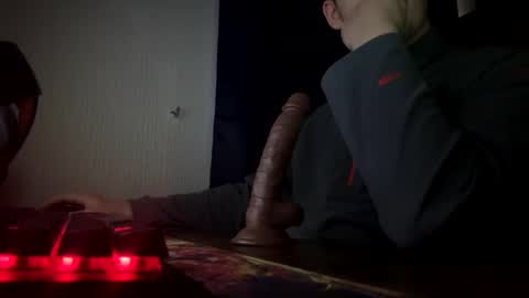 Snapshot of thedeepthroatking chatting on 19, 1, 2025 BigT online show from 19, 1, 2025