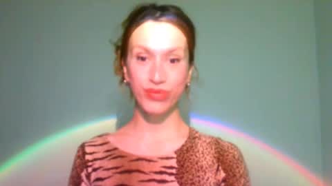 Yolanda online show from 24, 2, 2025