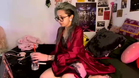 Snapshot of theeking_venus chatting on 15, 12, 2024 KIng Venus online show from 15, 12, 2024