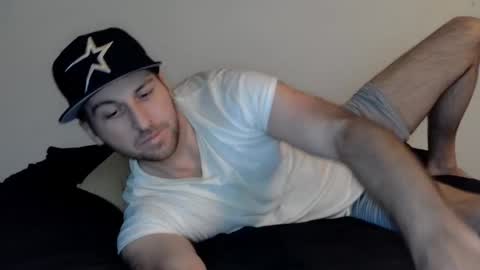 Theetwohander online show from 2, 2, 2025