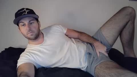 Theetwohander online show from 1, 12, 2025