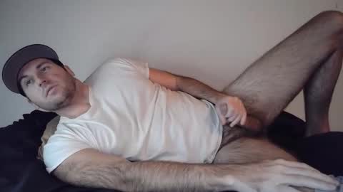 Theetwohander online show from 4, 12, 2025