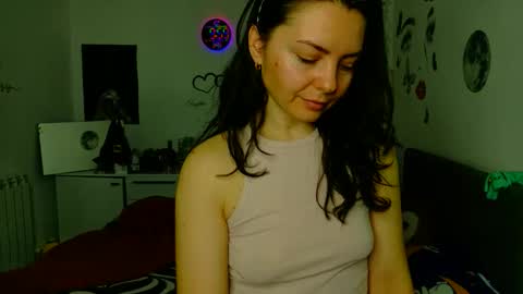 Snapshot of thefarmergirl chatting on 5, 3, 2026 TheFarmergirl online show from 5, 3, 2026